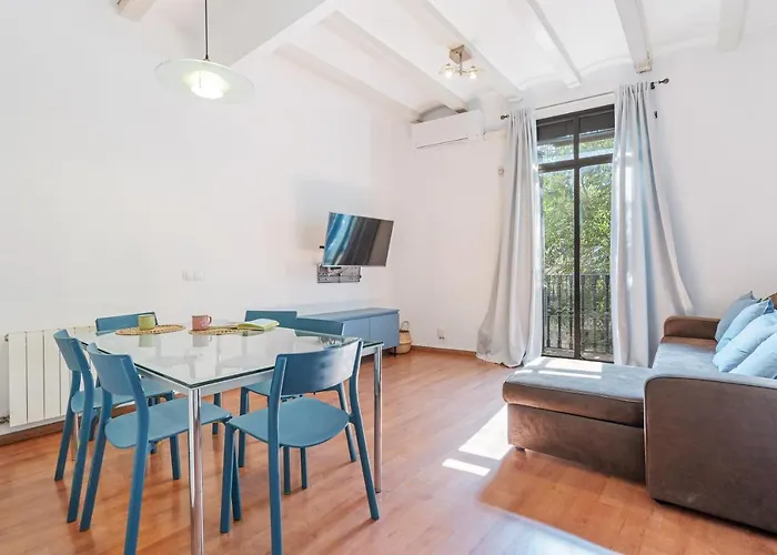Fridays Flats Charming Apartment In Clot