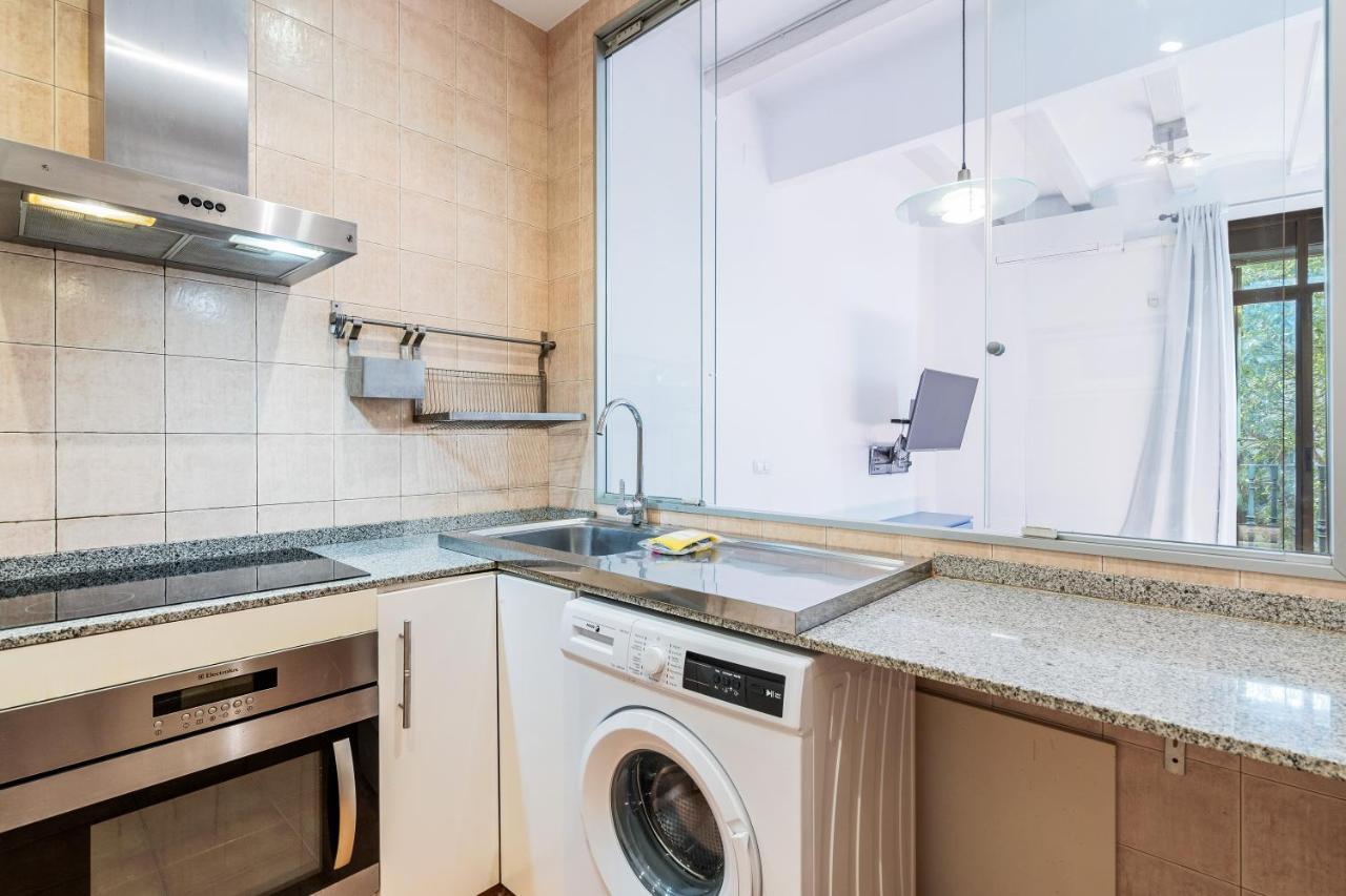 Fridays Flats Charming In Clot Barcellona